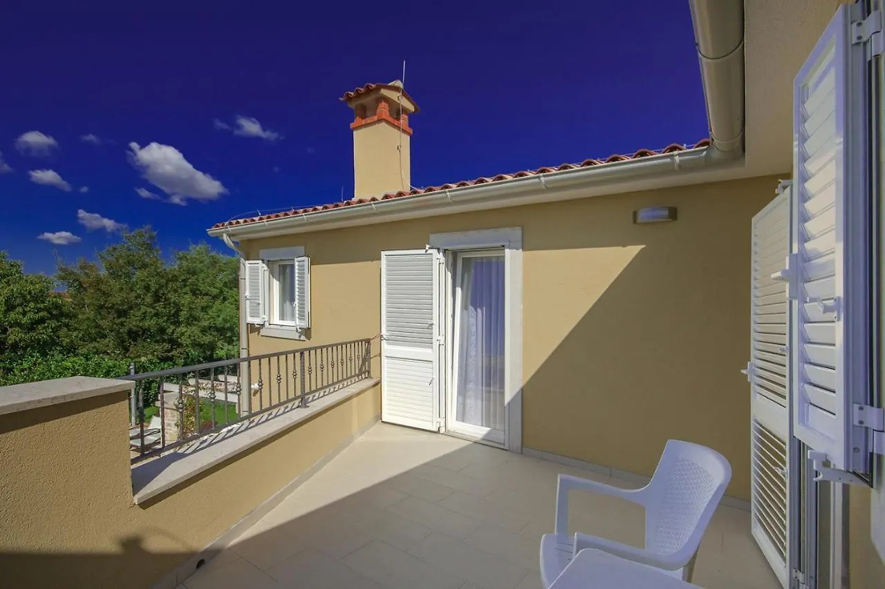 Vošteni Villa Larisa