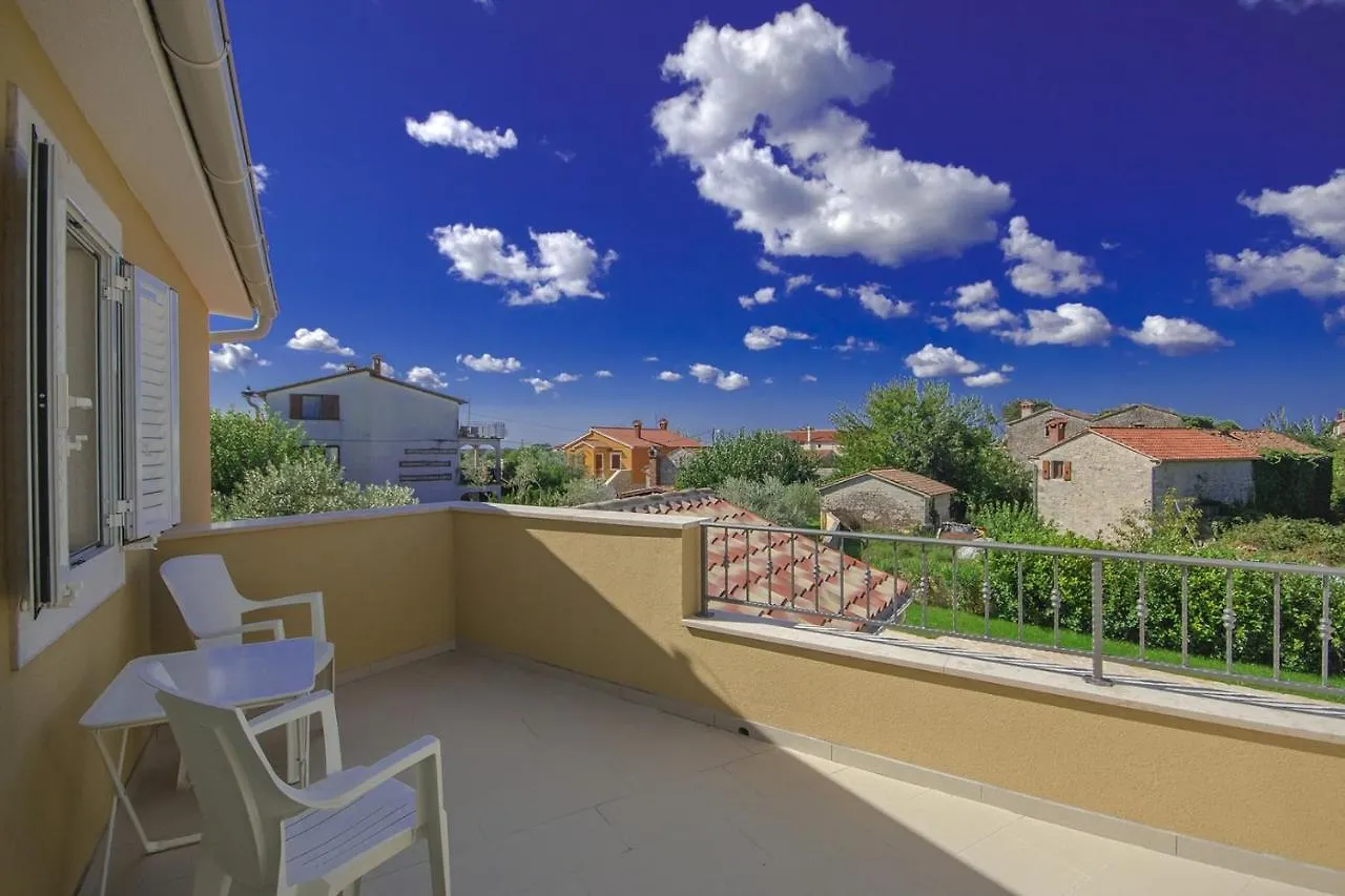 Vošteni Villa Larisa