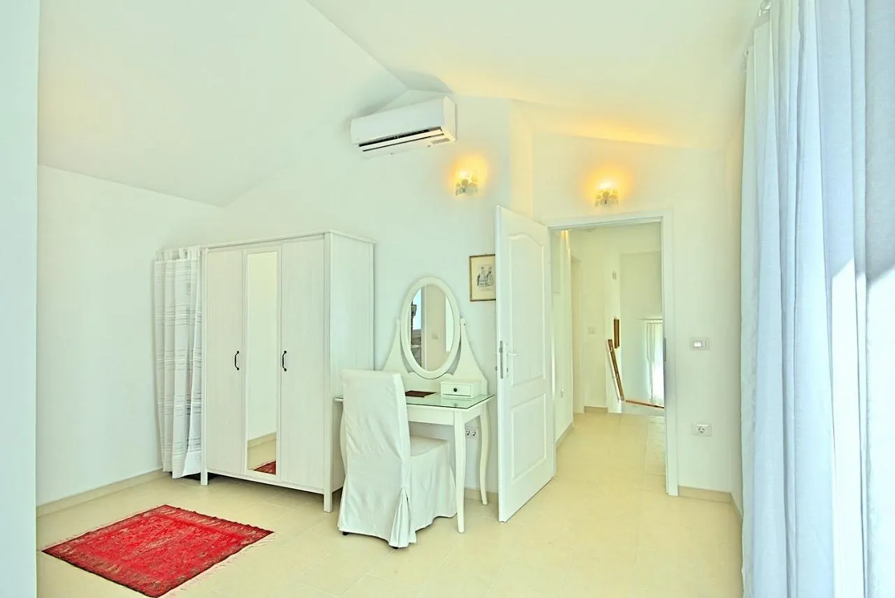 Vošteni Villa Larisa קרואטיה