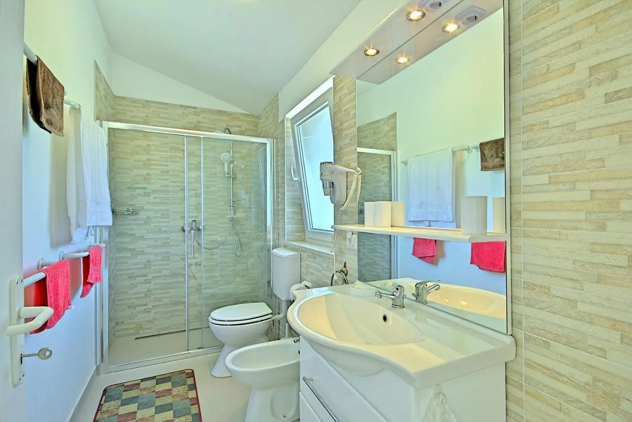 Vošteni Villa Larisa